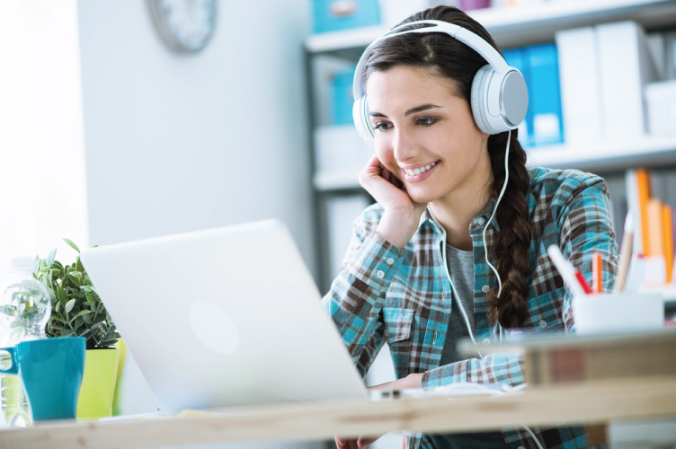 Música no trabalho: distração ou produtividade?